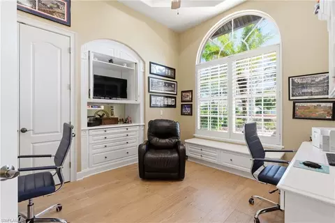 5867 Marble Ct, Naples, FL 34110 photo 11