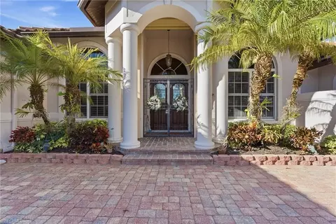5867 Marble Ct, Naples, FL 34110 photo 4