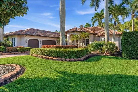 5867 Marble Ct, Naples, FL 34110 photo 3
