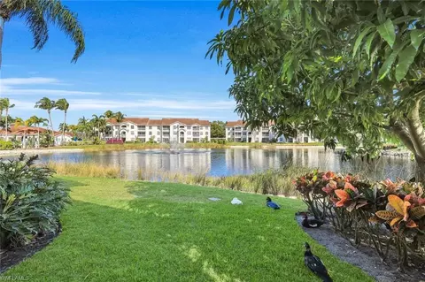 4620 Saint Croix Ln #911, Naples, FL 34109