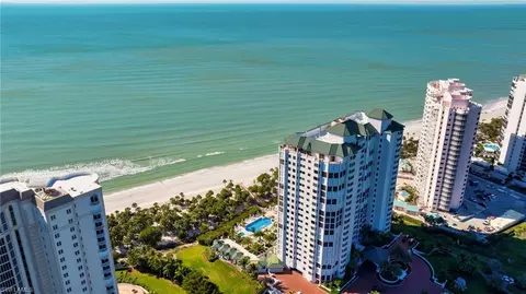 8171 Bay Colony Dr #403, Naples, FL 34108