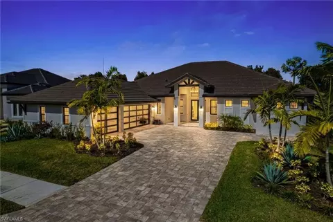 14314 Charthouse Cir, Naples, FL 34114