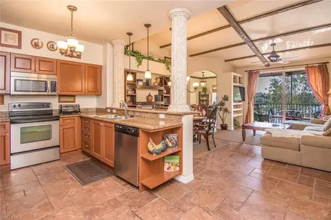 20230 Estero Gardens Cir #206, Estero, FL 33928