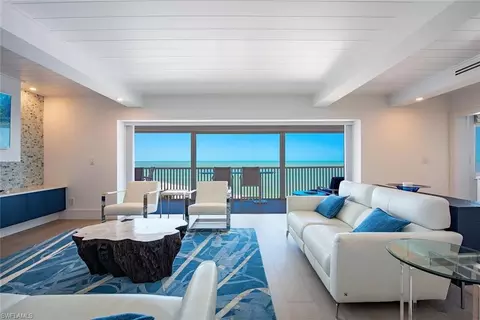 3401 Gulf Shore Blvd N #502, Naples, FL 34103