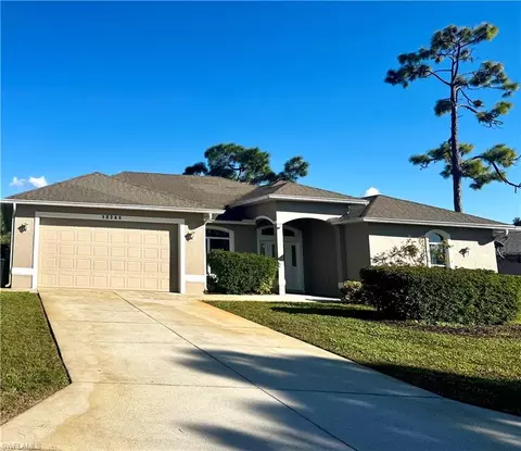 18245 Hemlock Rd, Fort Myers, FL 33967