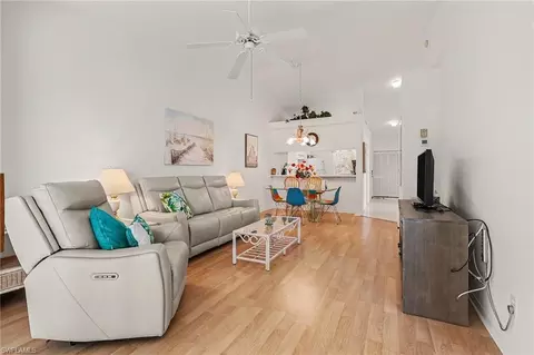 326 Bradstrom Cir #201F, Naples, FL 34113