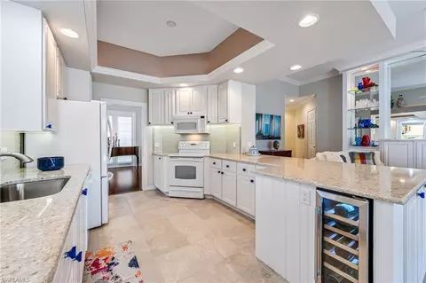 Kitchen - 7013 Leopardi Ct, Naples, FL 34114 photo 2 of 4