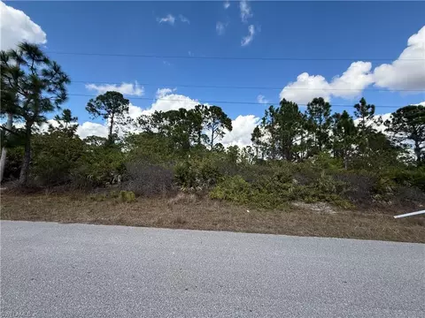 1035 Gladys St, Lehigh Acres, FL 33974