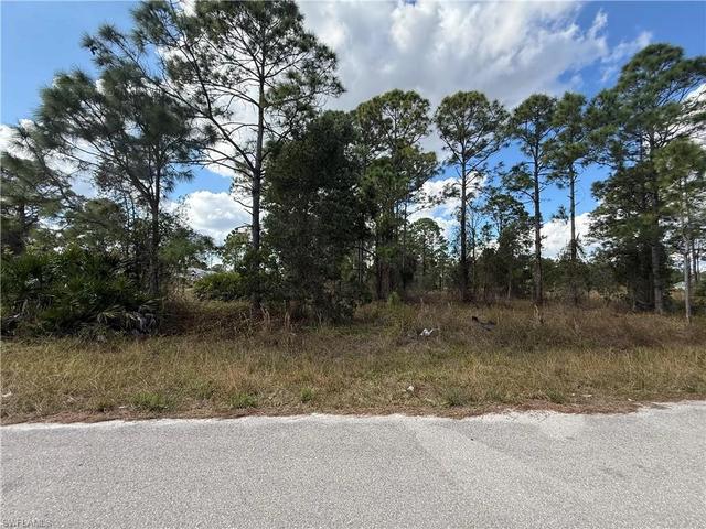 822 Appleton Ave, Lehigh Acres, FL 33974