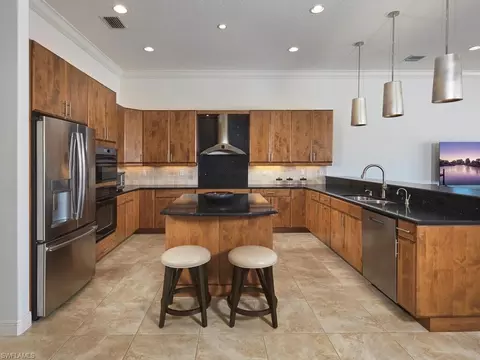 Kitchen - 4419 Crayton Rd, Naples, FL 34103 photo 2 of 4