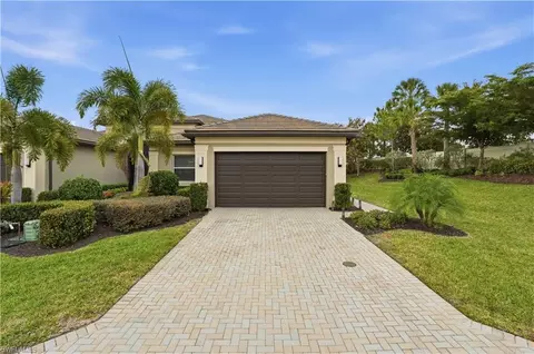 28400 Halton Ln, Bonita Springs, FL 34135