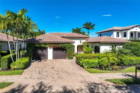 2277 Residence Cir, Naples, FL 34105