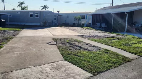 20651 River Dr, Estero, FL 33928 photo 2