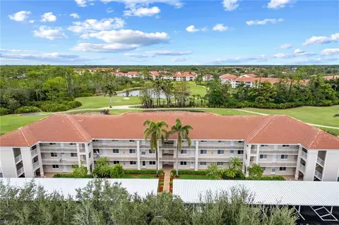 7105 Dennis Cir #E207, Naples, FL 34104