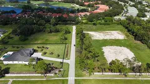 5458 Cherry Wood Dr, Naples, FL 34119