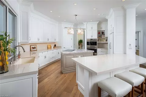 Kitchen - 6975 Greentree Dr, Naples, FL 34108 photo 2 of 2