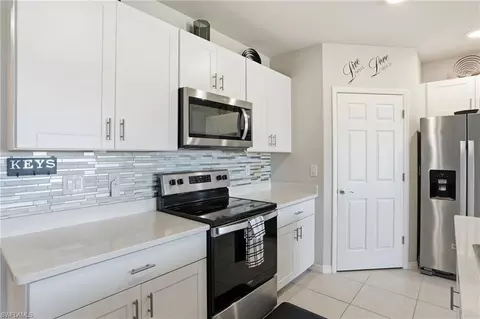 4121 68th Ave NE, Naples, FL 34120 photo 3