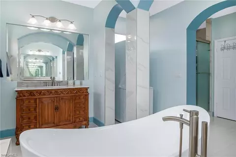 Bath - 2181 Vardin Pl, Naples, FL 34120 photo 2 of 6