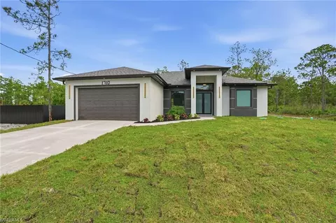 1710 Williams Ave, Lehigh Acres, FL 33972