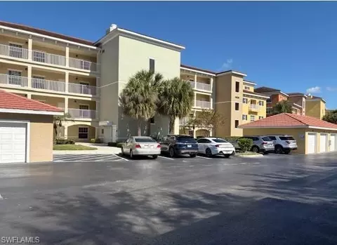 4520 Botanical Place Cir #403, Naples, FL 34112