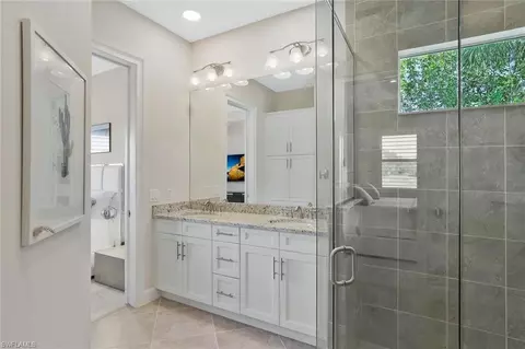Bath - 5167 Andros Dr, Naples, FL 34113 photo 2 of 4