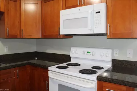 741 Palm View Dr #E3, Naples, FL 34110 photo 7
