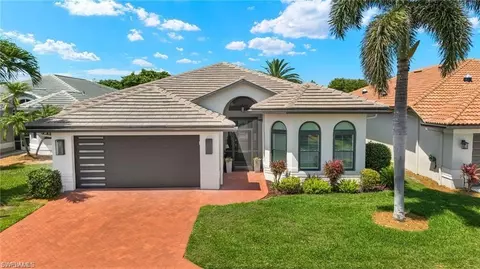 9522 Mariners Cove Ln, Fort Myers, FL 33919