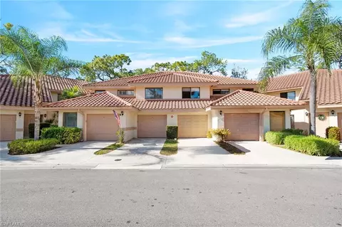 15 Bennington Dr #3, Naples, FL 34104