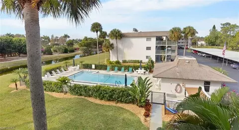 5683 Rattlesnake Hammock Rd #A-202, Naples, FL 34113