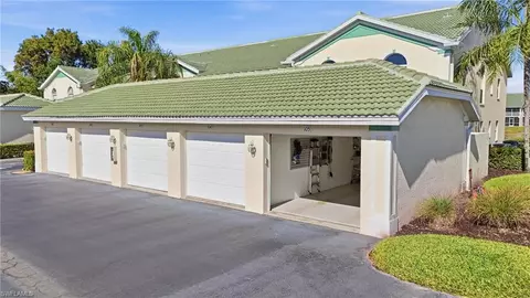 4945 Cougar Ct S #105, Naples, FL 34109
