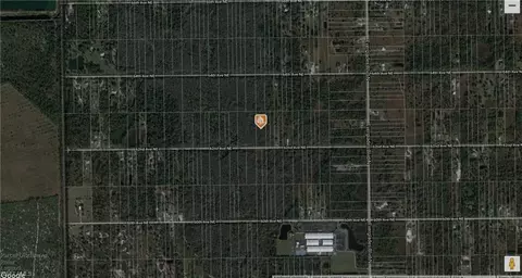 2825 62nd Ave NE, Naples, FL 34120