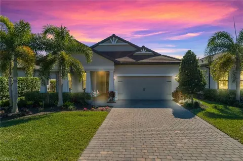 19165 Aqua Shore Dr, Fort Myers, FL 33913