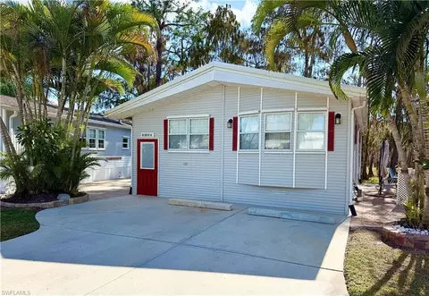 91 Vanda Sanctuary #91, Naples, FL 34114
