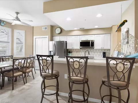 2700 Cypress Trace Cir #3118, Naples, FL 34119