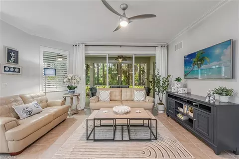 2012 Tarpon Bay Dr N #101, Naples, FL 34119