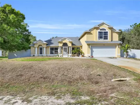 1421 Canton Ave, Lehigh Acres, FL 33972
