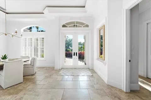 Entry Way - 4785 Kittiwake Ct, Naples, FL 34119 photo 2 of 2