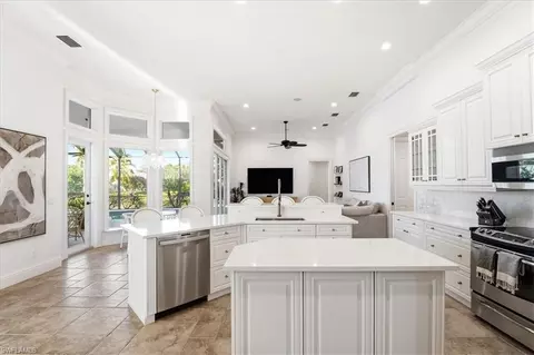 Kitchen - 4785 Kittiwake Ct, Naples, FL 34119 photo 5 of 5