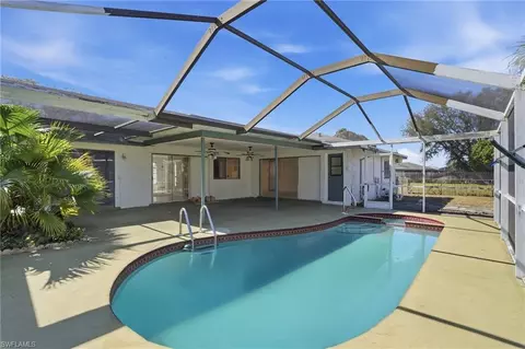 1815 SE 15th Ter, Cape Coral, FL 33990