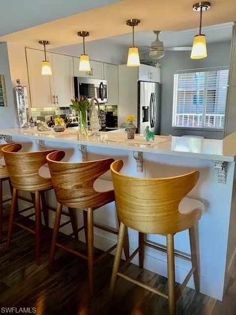 1075 Foxfire Ln #203, Naples, FL 34104 photo 5