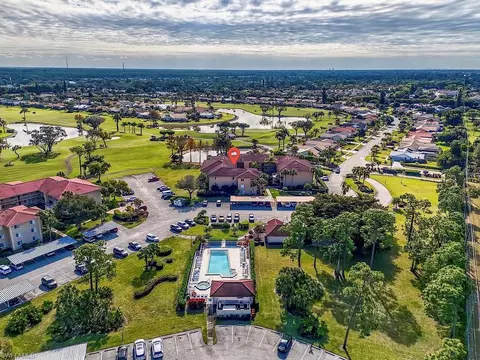 1075 Foxfire Ln #203, Naples, FL 34104 photo 31
