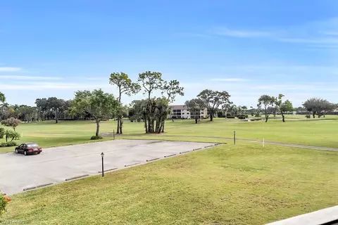 1075 Foxfire Ln #203, Naples, FL 34104 photo 20