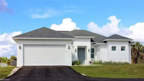 2872 64th Ave NE, Naples, FL 34120