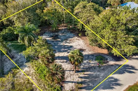 2596 Holly Ave, Naples, FL 34112 photo 9