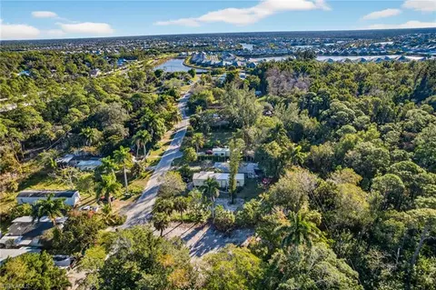 2596 Holly Ave, Naples, FL 34112 photo 26