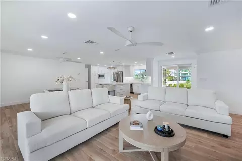 418 Germain Ave, Naples, FL 34108 photo 8