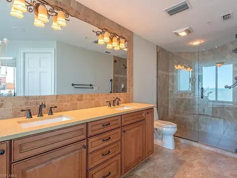 Bath - 60 Seagate Dr #1205, Naples, FL 34103 photo 1 of 3