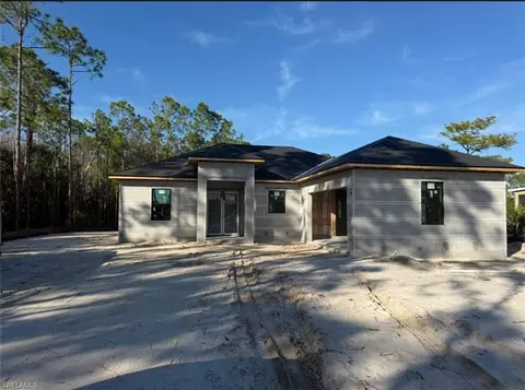 3659 27th Ave NE, Naples, FL 34120