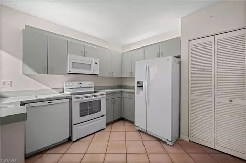 Kitchen - 71 Emerald Woods Dr #F2, Naples, FL 34108 photo 1 of 3