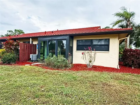 2005 Pine Isle Ln #2005, Naples, FL 34112 photo 16